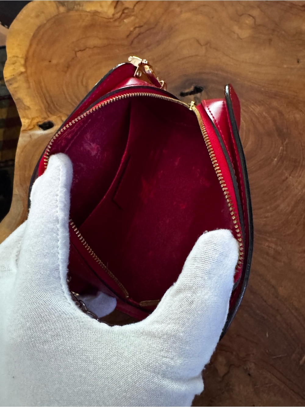 Just in 🔥 Louis Vuitton Epi Dauphine Leather Cosmetics Pouch Purse Red converted - Picture 10 of 15